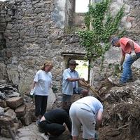 2008 Déblaiement de la ruine 1 - Cliquez sur l'icone pour agrandir