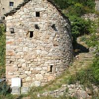 Maison arrondie - Cliquez sur l'icone pour agrandir Maison arrondie - Cliquez sur l'icone pour agrandir