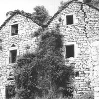 Maison Calmels (2) 1974 : avant son effondrement partiel qq années + tard - Cliquez sur l'icone pour agrandir Maison Calmels (2) 1974 : avant son effondrement partiel qq années + tard - Cliquez sur l'icone pour agrandir